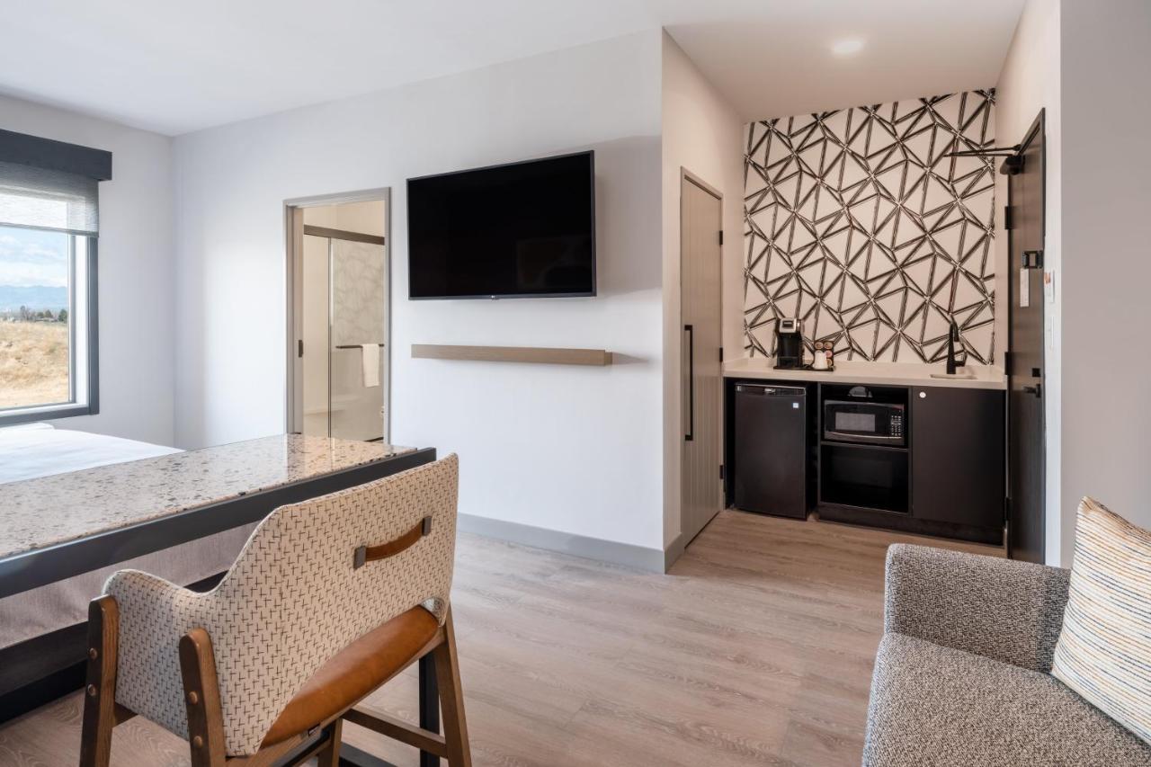 Atwell Suites - Denver Airport Tower Road By Ihg Exteriér fotografie